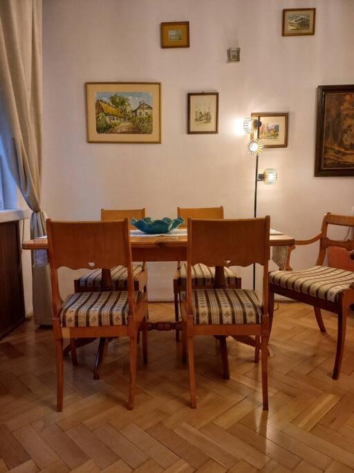 Apartamenty - Mi Stare Miasto Varsóvia Exterior foto