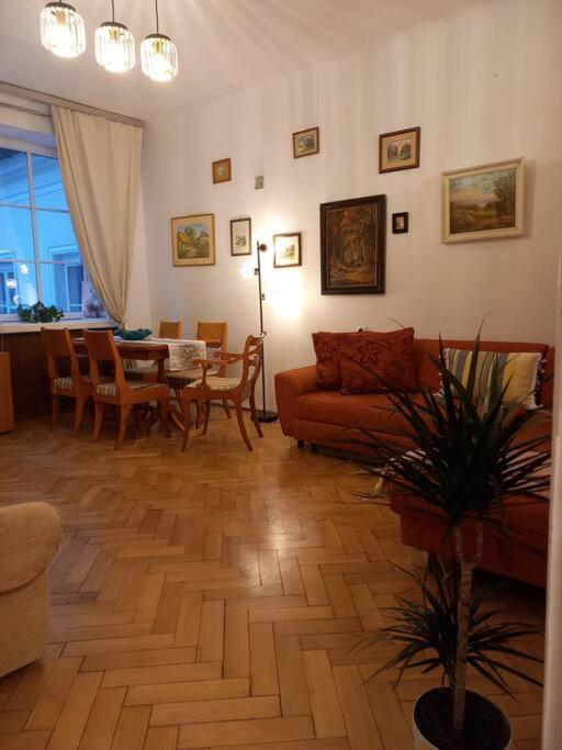Apartamenty - Mi Stare Miasto Varsóvia Exterior foto